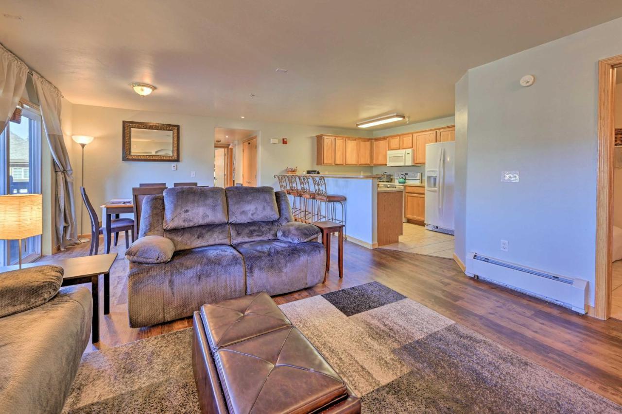 Steamboat Home With Garage, 1 Mi To Ski Resort スティームボートスプリングス エクステリア 写真